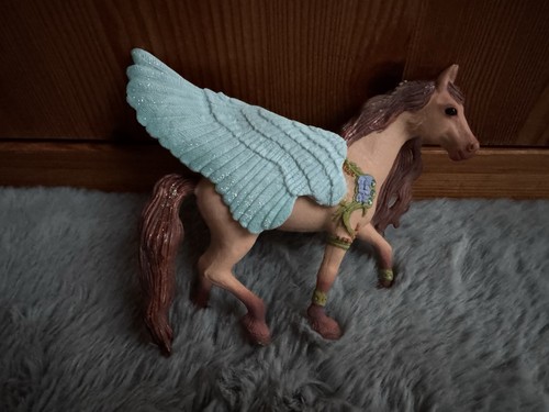 Fantasy einhorn pegasus figur - pegasus,