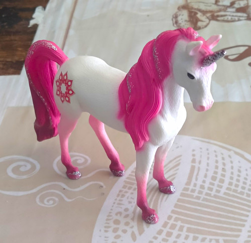 Einhorn fantasyfigur weiß mit - einhorn-fantasyfigur,